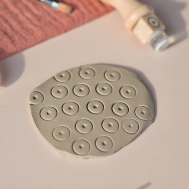Sello textura sistema solar para pottery con iconos de planetas y astrología para clay artists