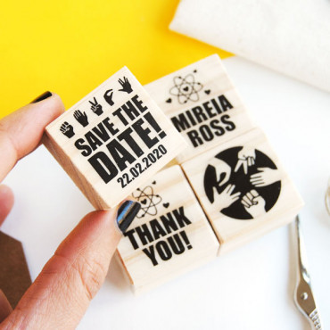 4 wedding stamp set "Big Bang!" for a geeky wedding decoration ideas