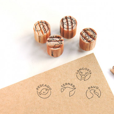 Mini meal choice stamps for wedding menu place cards in Spanish