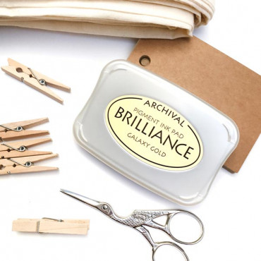 Brilliance Galaxy Gold Stamp Pad for Paper