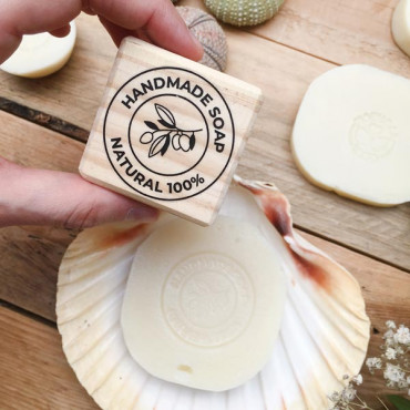 handmade and natural soap stamp by biterswit