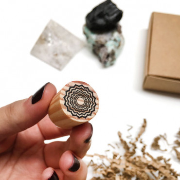 Crown Chakra Stamp with a Minimalistic Design