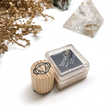 Third Eye Chakra Stamp - Anja (Minimalistic design)