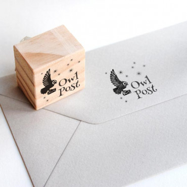 sello Owl Post para correspondencia entre amigas