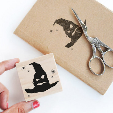 rubber stamp Magic Hat Rubber Stamp surrounded by twinkling little stars