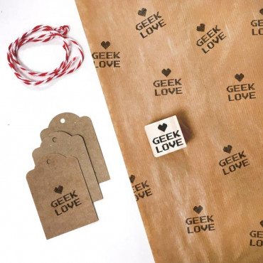 Geek Love para estampar papel de regalo friki