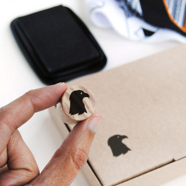 This Eagle Head Silhouette Rubber Stamp is the perfect addition to your scrapbook supplies