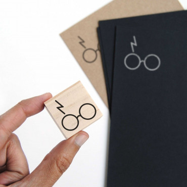 rubber stamp set with 11 Magical and Wizarding stamps for themed parties.