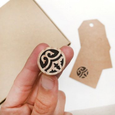 Rubber stamp Barceloneta Round Tile for travel journal decorations by biterswit