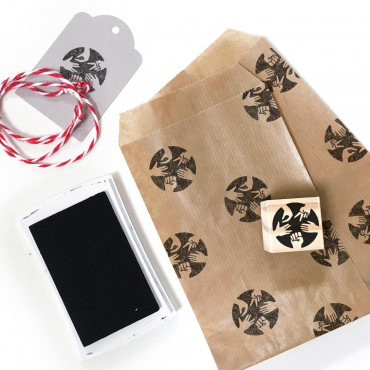 4 wedding stamp set "Big Bang!" for a geeky wedding decoration ideas