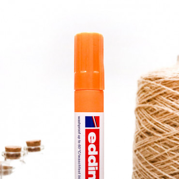 Edding textile marker. Color to choose at the dropdown menu.