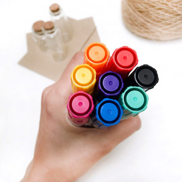Edding textile marker. Color to choose at the dropdown menu.