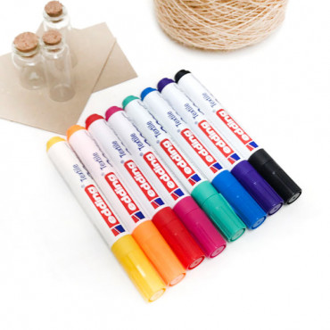 Edding textile marker. Color to choose at the dropdown menu.