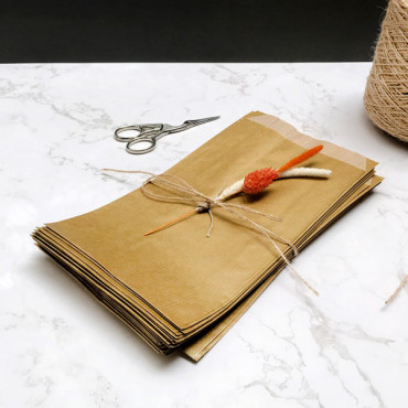 Pack of 25 Gold Laid Envelopes with Gusset – 12x24 cm / 4.7x9.4 inches