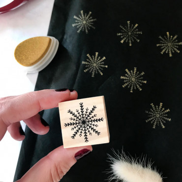 Holiday card-making stamp set Snowflakes Mandalas with 3 metallic mini ink pads