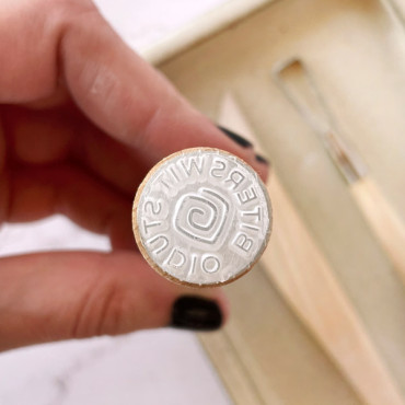 Sello acrílico para marcar cerámica personalizado con nombre