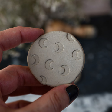 Waxing Crescent / Waning Crescent Moon stamp for clay and soap