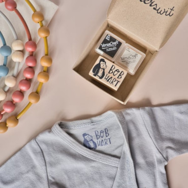 stamp set for clothing mark with name stamp with gorila by sira lobo for biterswit