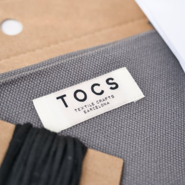 bossa gris amb cremallera TOCS by biterswit with tocs textile crafts