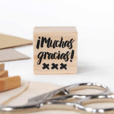 Rubber stamp Muchas Gracias in Spanish for small businesses