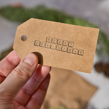 DIY Christmas tag with rubber stamp by biterswit