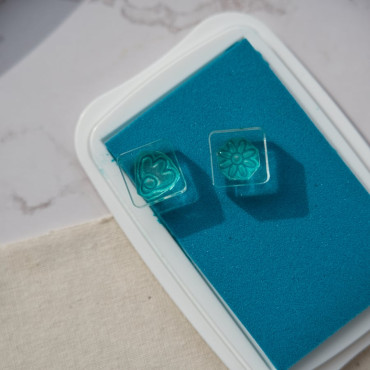 Erasable blue stamp pad for sewing and embroidery crafts