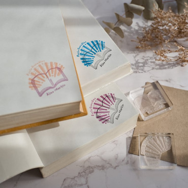 Customize your library with this two-piece stamp set. Use stamps separately or combine them for a creative print.