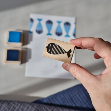 Featuring a striped fish with a sweet face, this minimalist rubber stamp is perfect for scrapbooking and card making. Featuring a striped fish with a sweet face, this minimalist rubber stamp is perfect for scrapbooking and card making.