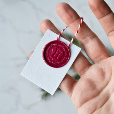 These adhesive wax seals are perfect for gifts, postcards, greeting cards, and more.