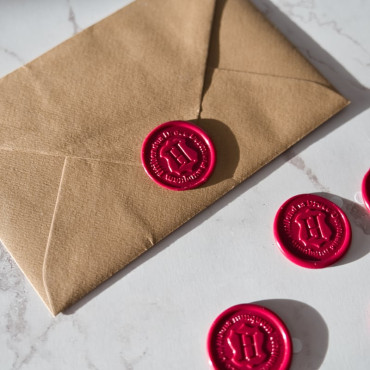 These adhesive wax seals are perfect for adding a spellbinding detail to your envelopes