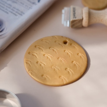 Shimmering Gold Air-Dry Clay - Smarta Clay for Jewelry, Decor, and Handmade Creations