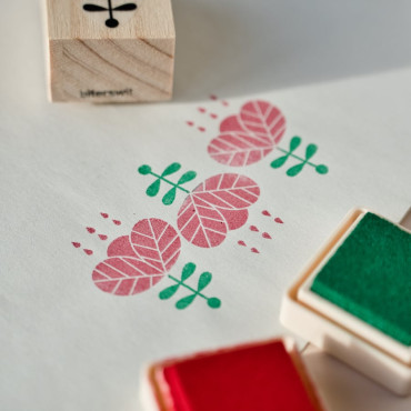 Modern Flower Design Stamp by Pedrenland for Creative Crafts, Scrapbooks, and DIY Gifts