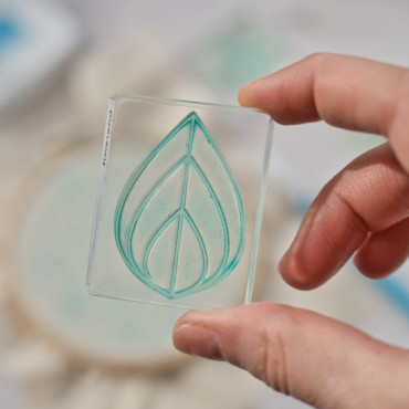 Multi-Size "Leaf" Stamp for Embroidery Patterns – Create Botanical Designs with 3 Leaf Sizes for Your Floral Projects