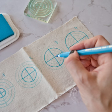 Water-Soluble Ink Circle Stamp - Ideal for Embroidery Pattern Design with Adjustable Sizes