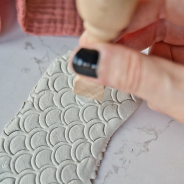 simple clean seigaiha-mon texture clay stamp by biterswit