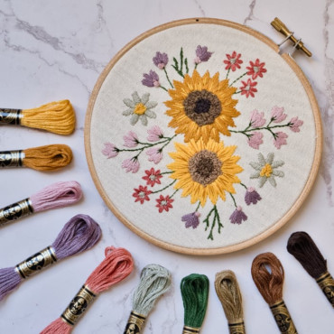 DMC Embroidery Thread Kit - Sunflower Design, 10 Skeins of Cotton Floss for Floral Patterns