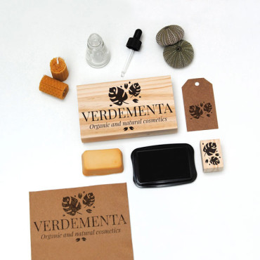 Large stamp for custom product packaging ensures your products stand out. Large stamp for custom product packaging ensures your products stand out.