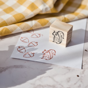 scrapbook squirrel stamp by sira lobo for biterswit