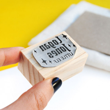 Personalizable rubber stamp for clothes with name and stars