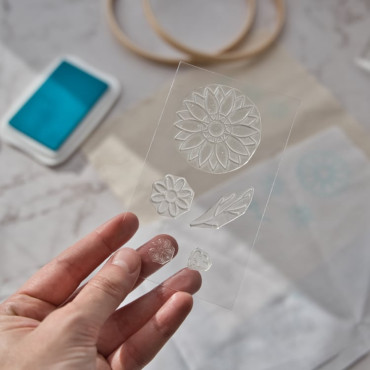 DIY Sunflower Embroidery Pattern Stamp Set – Acrylic Stamps for Creating Beautiful Hand-Stitched Designs