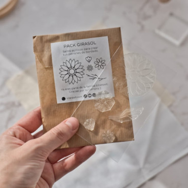 Acrylic Embroidery Stamps for Sunflower and Botanical Designs – Perfect for Creating Custom Stitching Patterns