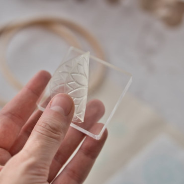 Acrylic Stamps for Embroidery: Sunflower and Floral Patterns – Perfect for Crafting Your Own Designs