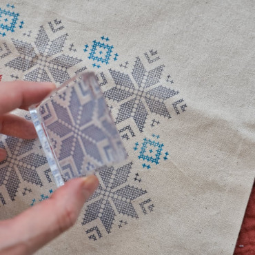 Cross-Stitch Star Acrylic Stamp Pack – Festive Holiday Stamps for Scrapbooking & Wrapping