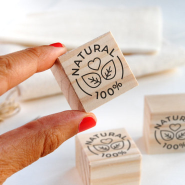 Natural cosmetics icon stamps in Catalan.