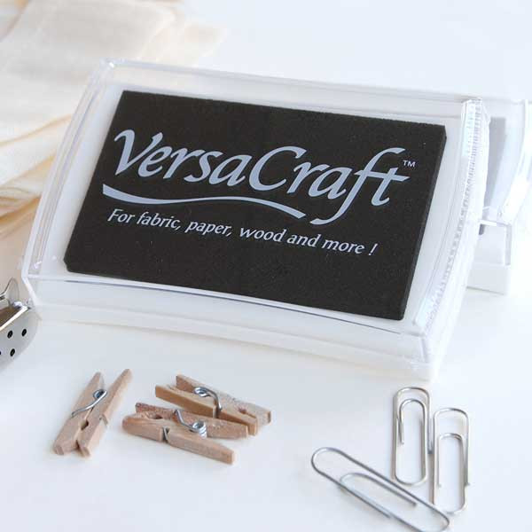 VersaCraft Real Black ink pad for paper, fabric and wood