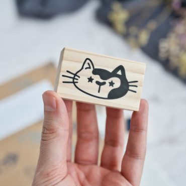 Feline-inspired stamp set with lovely and playful expressions by Biterswit
