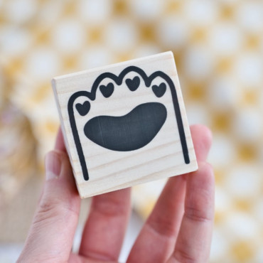 Cat paw rubber stamp for planners and packaging by Biterswit