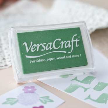 VersaCraft Celadon ink is perfect for stamping on fabric, paper, wood, and more. Soft green shade with a clean finish.