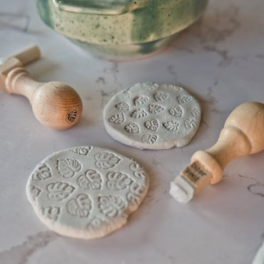 Sello hoja monstera minimalista | Herramienta para decorar piezas de cerámica y jabones veraniegos Sello hoja monstera minimalista | Herramienta para decorar piezas de cerámica y jabones veraniegos