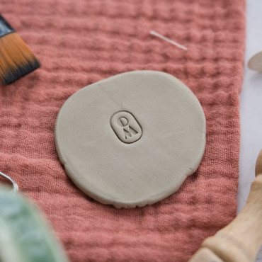 Sello para cerámica con iniciales en óvalo, personalizado para arcilla, barro o porcelana o jabones Sello para cerámica con iniciales en óvalo, personalizado para arcilla, barro o porcelana o jabones